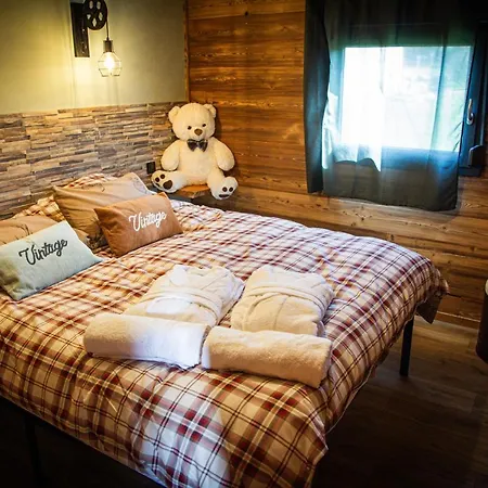 Domaine De La Voge & Et Lodge